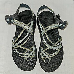 Chacos Vibram Sole Green Grey Triple Strap ~ Size 9 ~ EUC